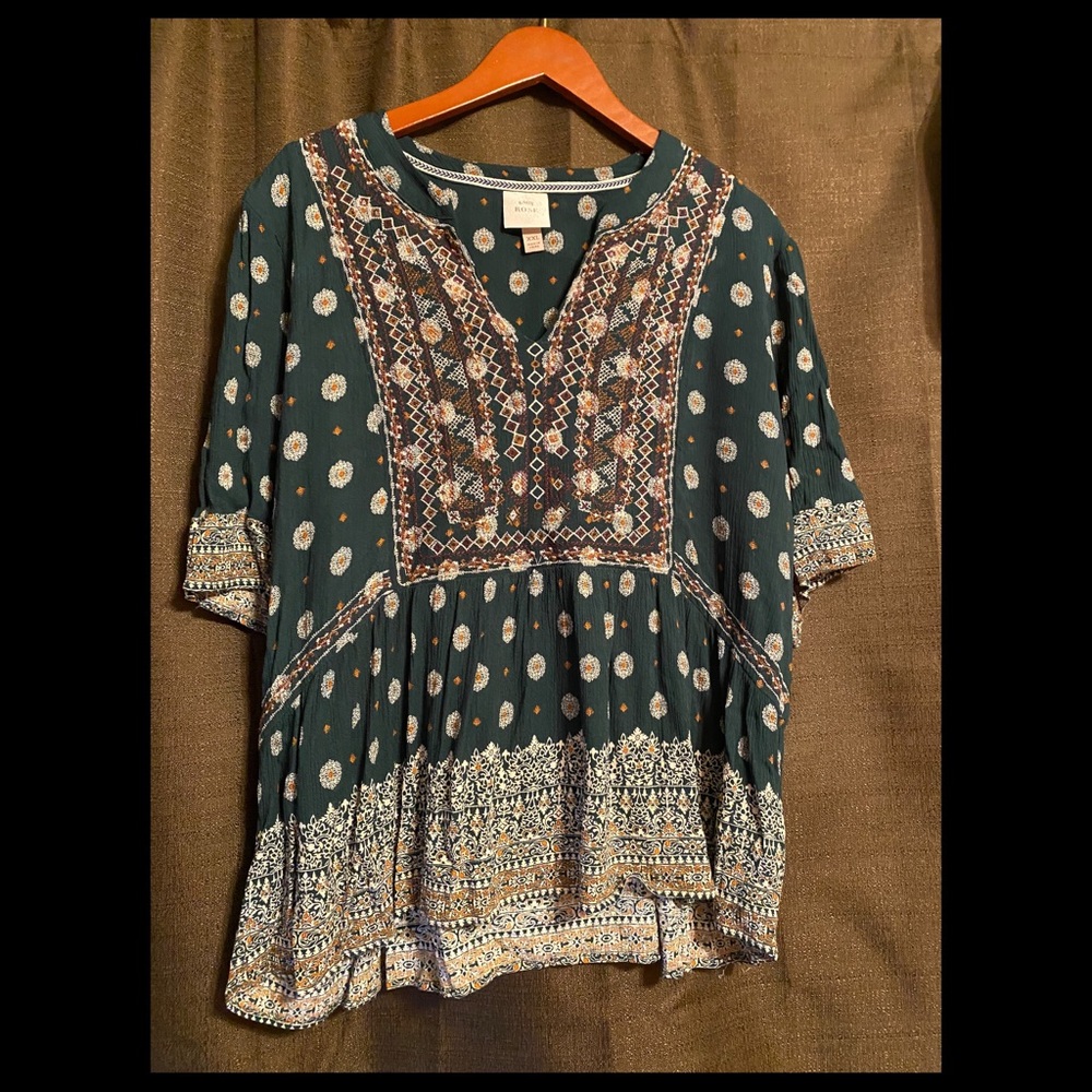 Knox Rose - Emerald Top with embroidery